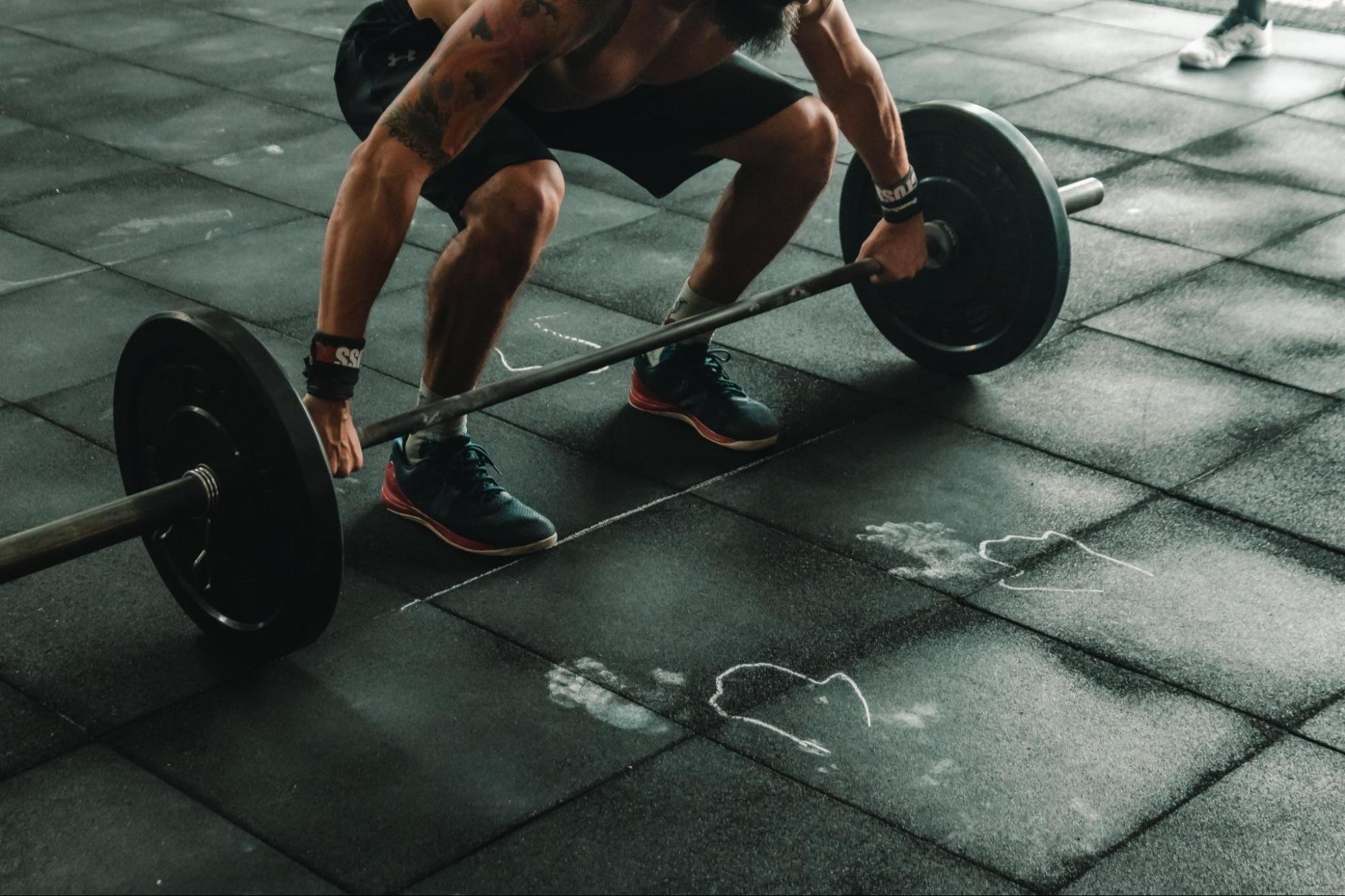  Man lifting weight